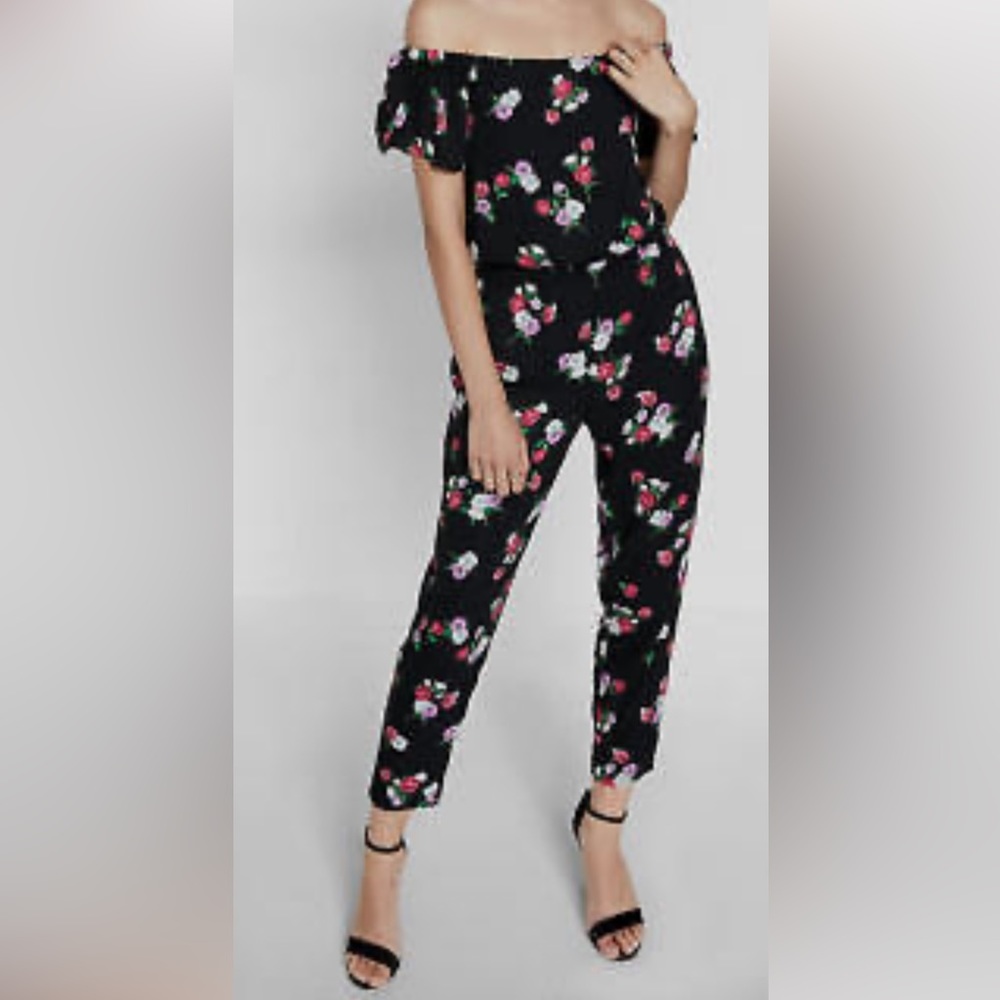 EXPRESS

FLORAL PRINT OFF SHOULDER JUMPSUIT / SIZE SMALL / pre- owned